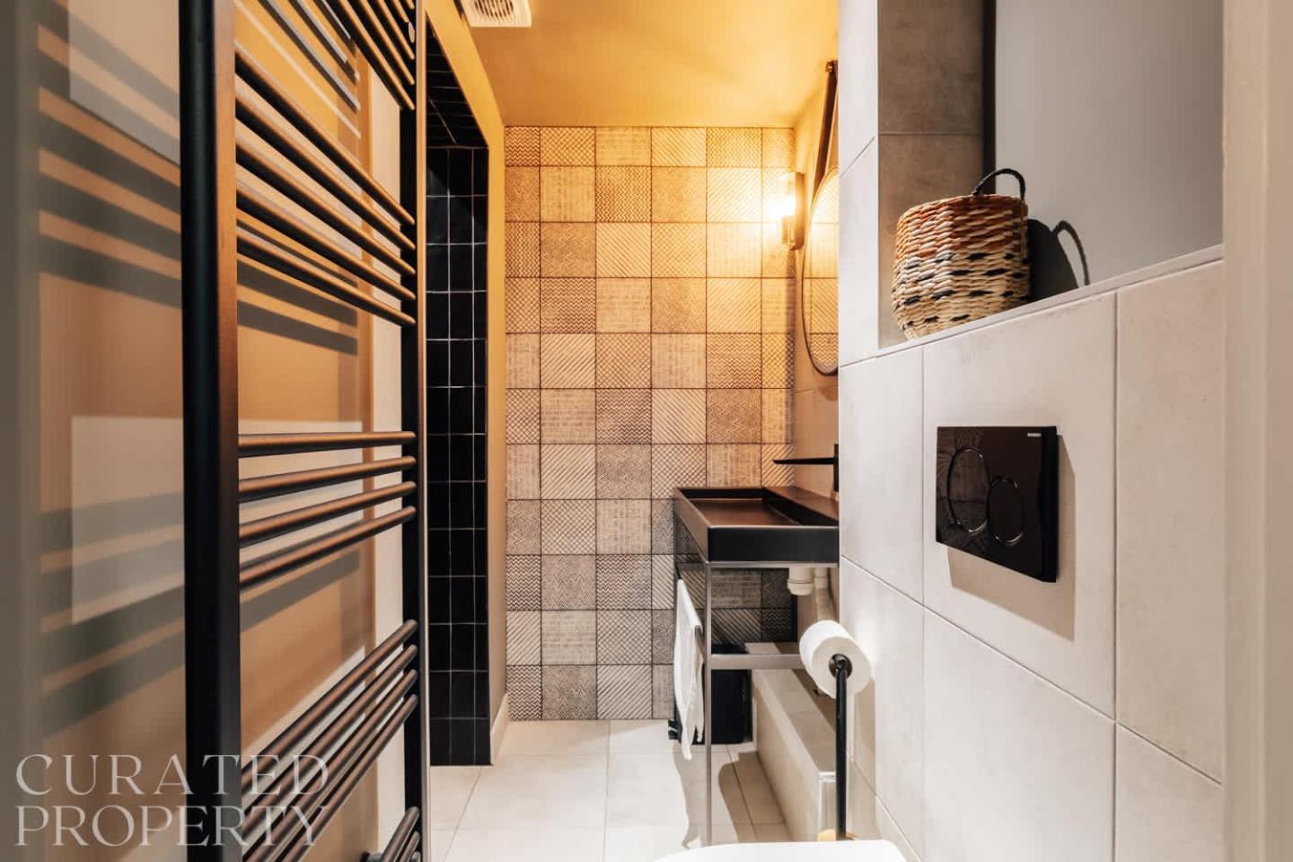Central Townhouse With Garden & Free Parking Бат Экстерьер фото